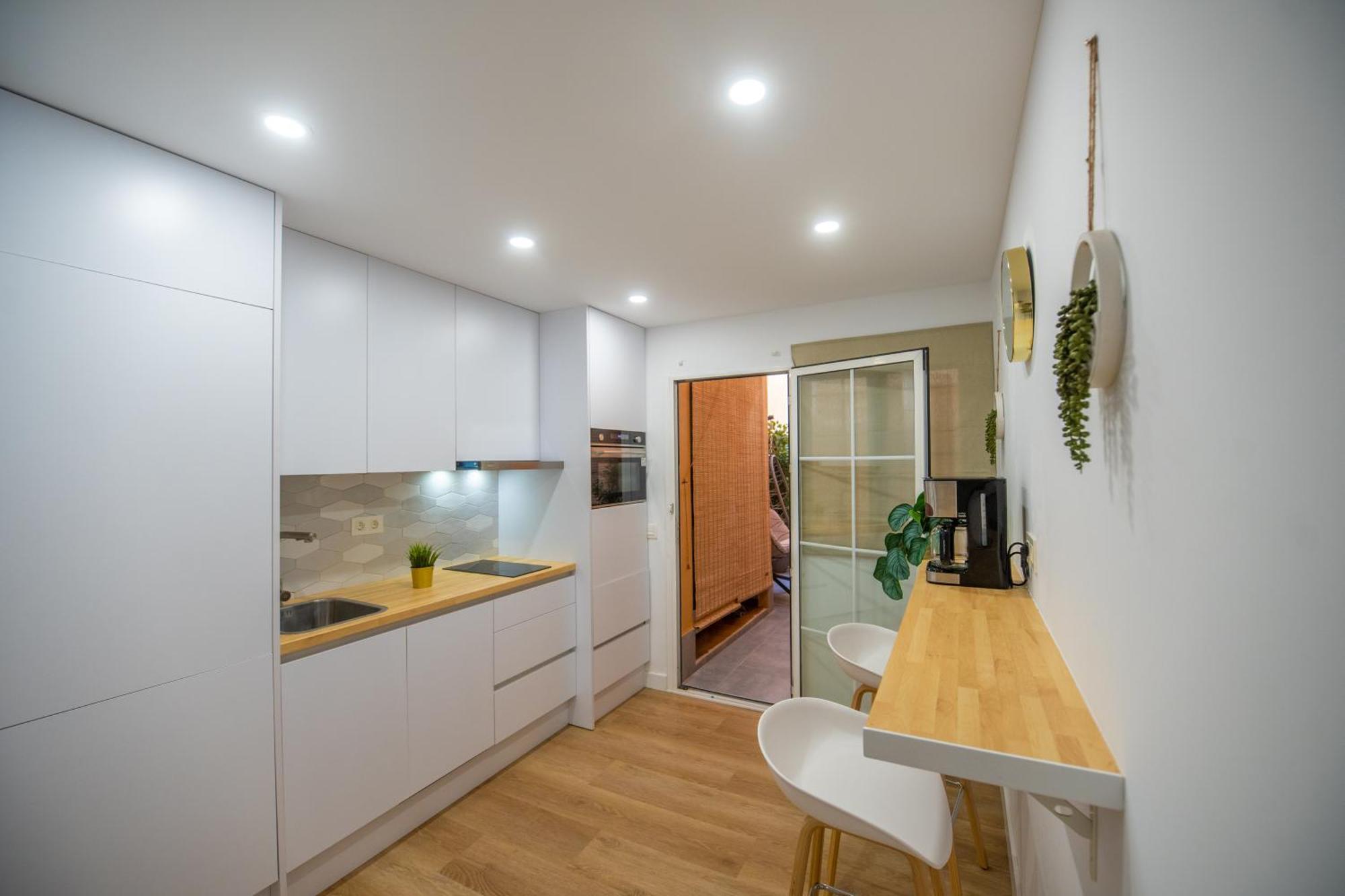Prensa & Nice Courtyard By Ele Apartments マラガ エクステリア 写真